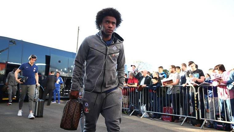 El Barça habla con los agentes de Willian para sacarle de Londres
