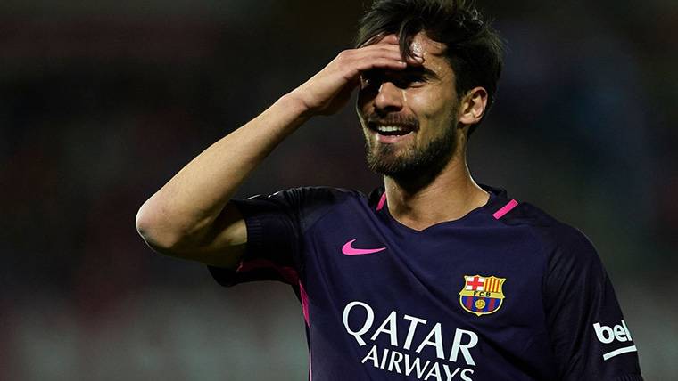 Tres posibles opciones para que André Gomes deje el Barça