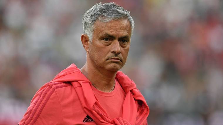 Las palabras de José Mourinho al preguntarle por Yerry Mina