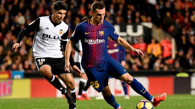 Cambio de planes sobre la renovación de Vermaelen