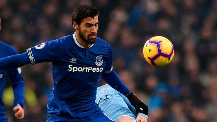 André Gomes ya empieza a recibir críticas en el Everton