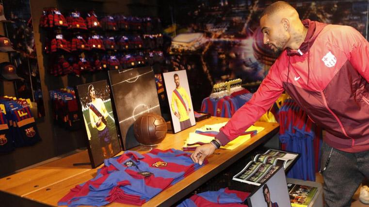 Boateng, loco por debutar con el Barcelona y dispuesto a aprovechar la oportunidad