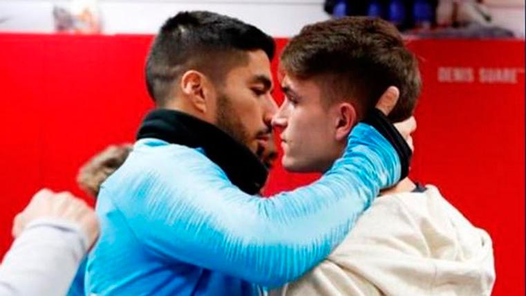 Luis Suárez se adelanta a Barça y Arsenal y anuncia la marcha de Denis