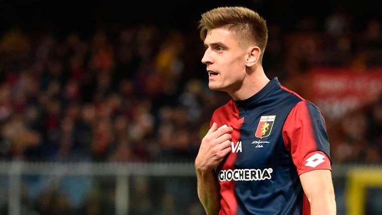 El Milan, a un paso de hacerse con el nueve al que sondearon Barça y Real Madrid