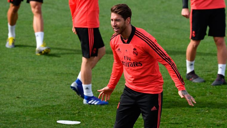 Ramos toma el poder en el Real Madrid: Convocó una reunión de emergencia en el vestuario