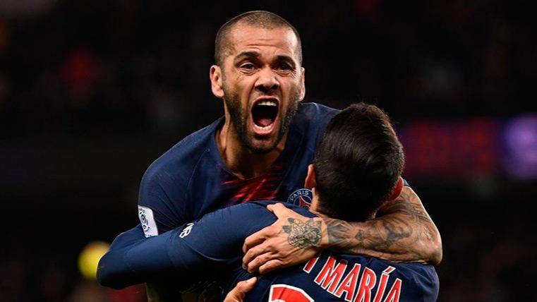 Dani Alves sigue haciendo historia y ya tiene 42 títulos en su palmarés