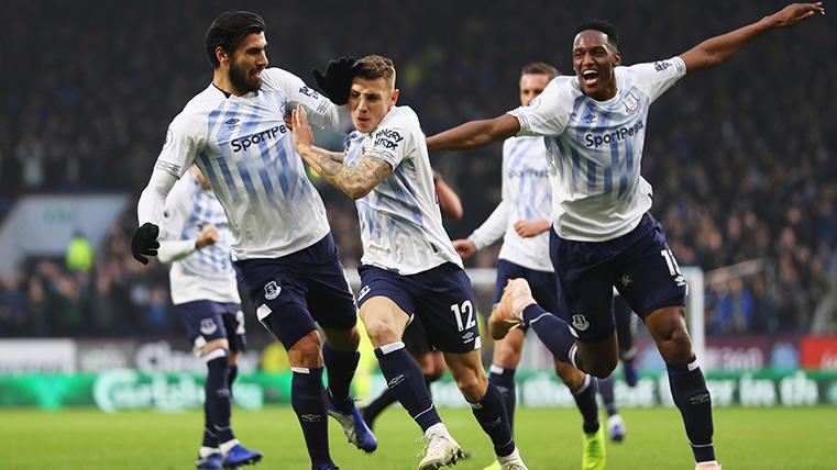 Así se cerró la operación que llevó a Yerry Mina y a André Gomes al Everton