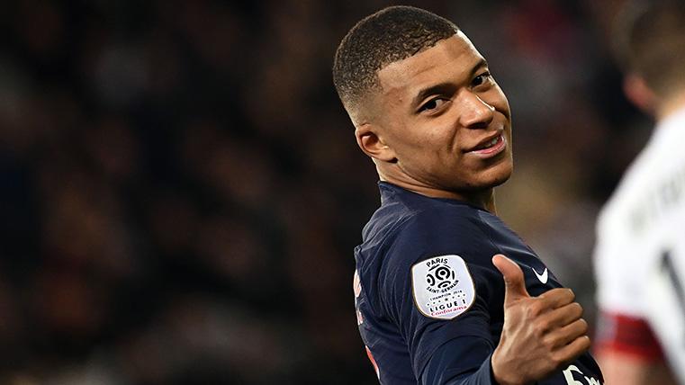 El PSG asegura en un comunicado que Mbappé se quedará el próximo año