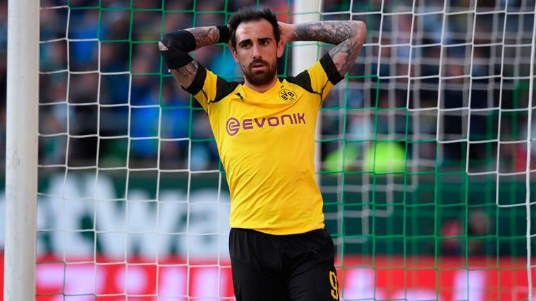Paco Alcácer bate récords con un Borussia Dortmund que se queda sin Bundesliga (2-2)