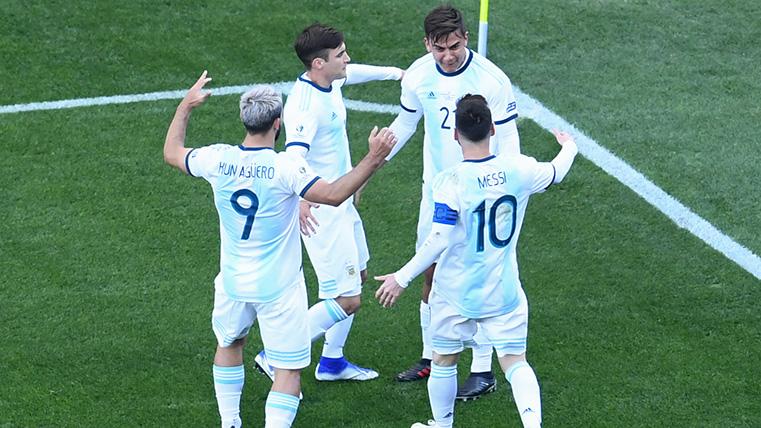 Argentina sufre, pero supera a Chile y acaba la Copa América tercera (2-1)