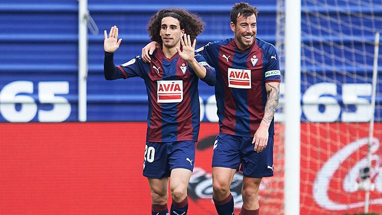 El Barça todavía no ha efectuado su opción de recompra por Cucurella