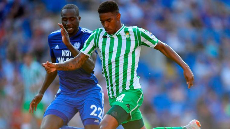 Se complica el fichaje de Junior Firpo por el Barça