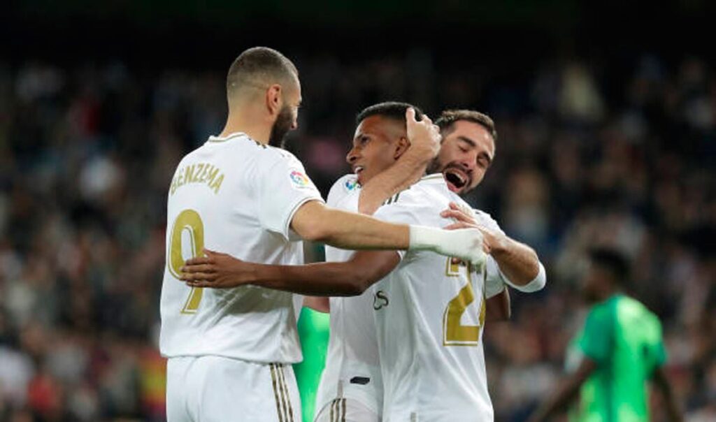El Madrid golea al Leganés (5-0) y sigue la estela del Barça
