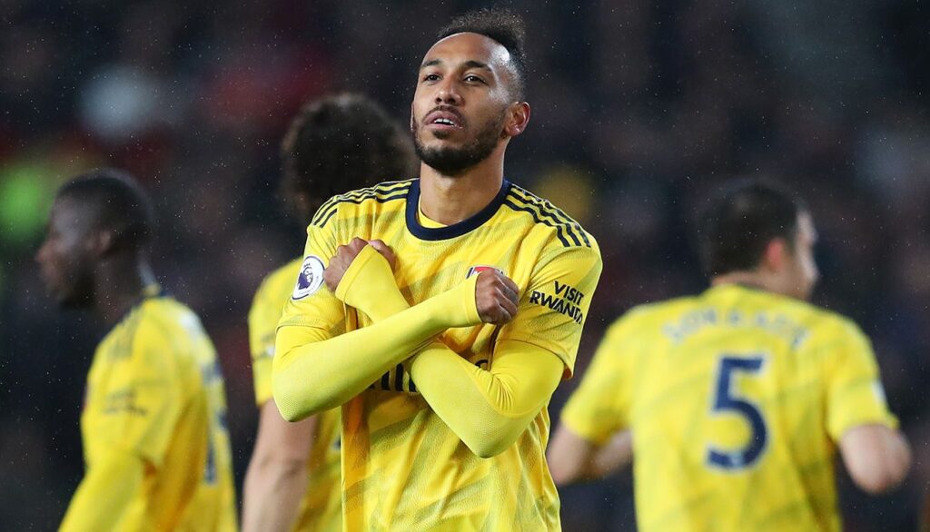 Madrid y Barça podrían pelear por el fichaje de Aubameyang