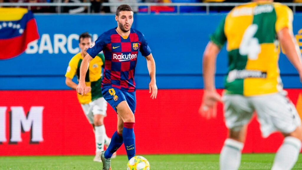 Sinsentido del Barça: Se buscaba ‘9’, pero se han ido tres delanteros de la casa