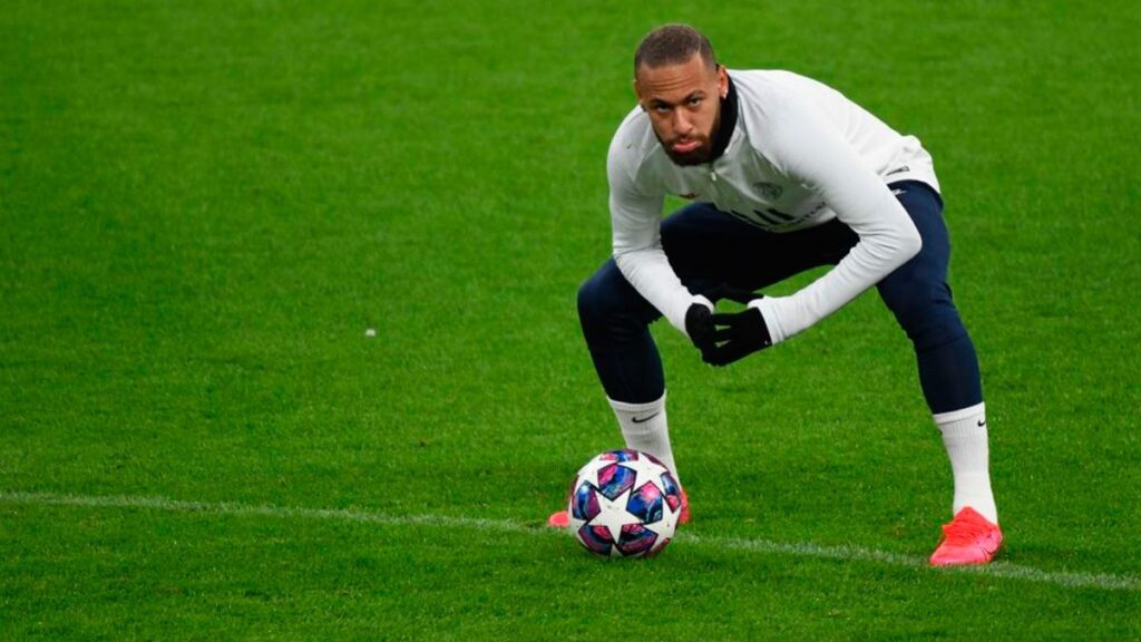 El PSG podría vender a Neymar para financiar sus grandes fichajes