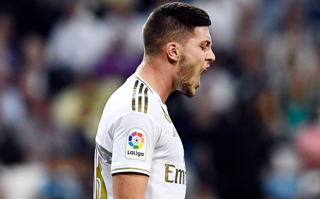 Jovic gusta en Nápoles y podría ser la clave para la llegada de Fabián al Madrid