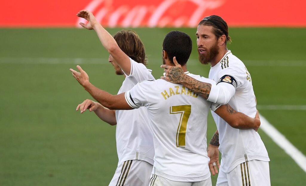 Contratiempo merengue: Ramos y Hazard acabaron ‘tocados’ ante el Eibar