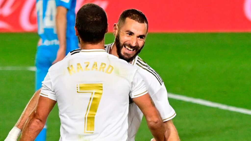 El VAR salva al Real Madrid y Benzema y Asensio rematan al Valencia (3-0)
