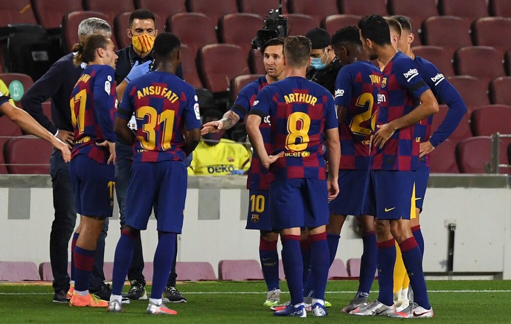 Messi volvió a dejar una imagen que muestra su liderazgo en el Barça