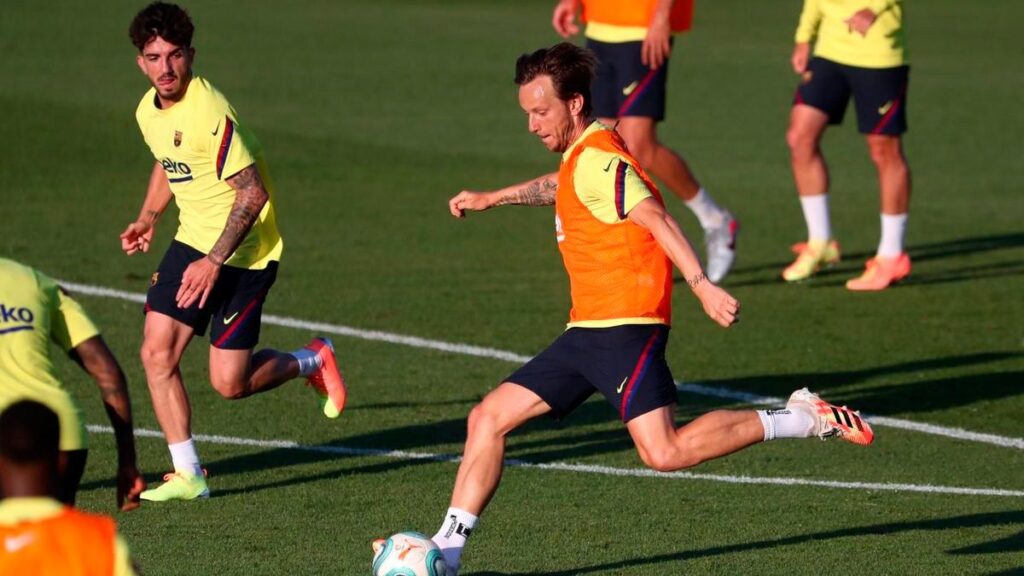 Rakitic lanza un mensaje al Barça y le da la razón a Messi