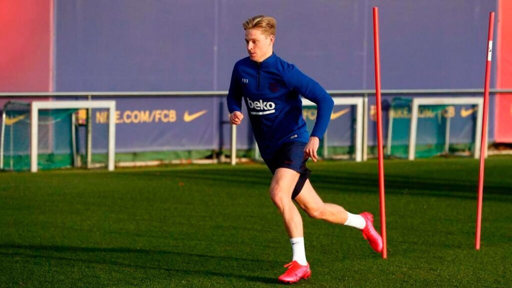 De Jong volvió a faltar en un entrenamiento del Barça sin Junior ni Umtiti