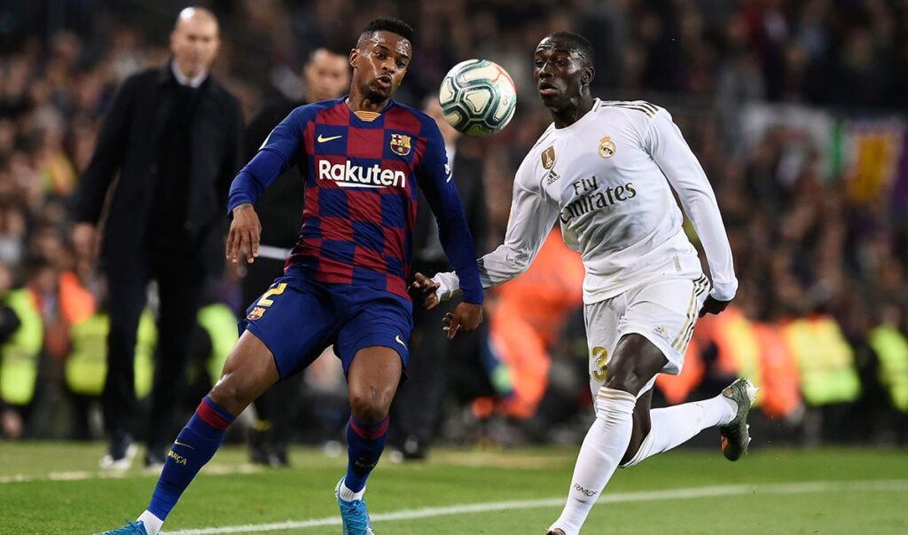 Dos alternativas en la agenda del Barça si Nélson Semedo se marcha