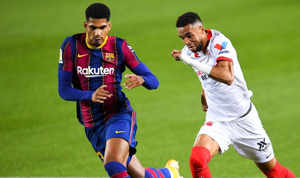Ronald Araújo demostró que es mucho más que el suplente de Piqué y Lenglet