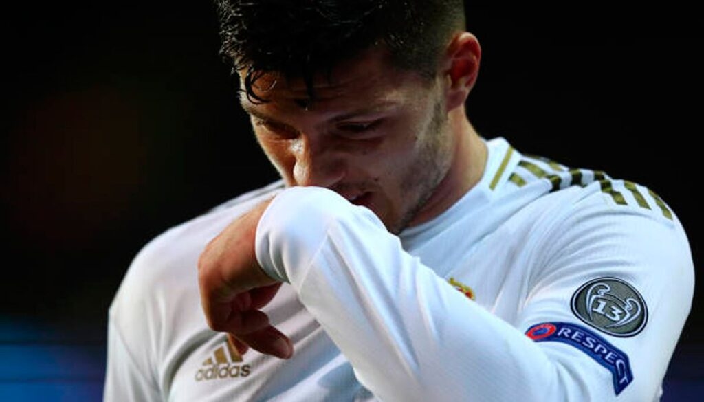 Tremenda rajada del seleccionador de Serbia contra Jovic