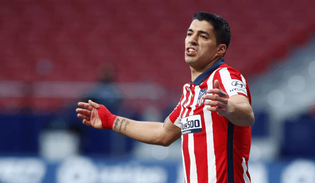 Luis Suárez y el Atlético siguen empeñados en discutirle esta Liga al Barça