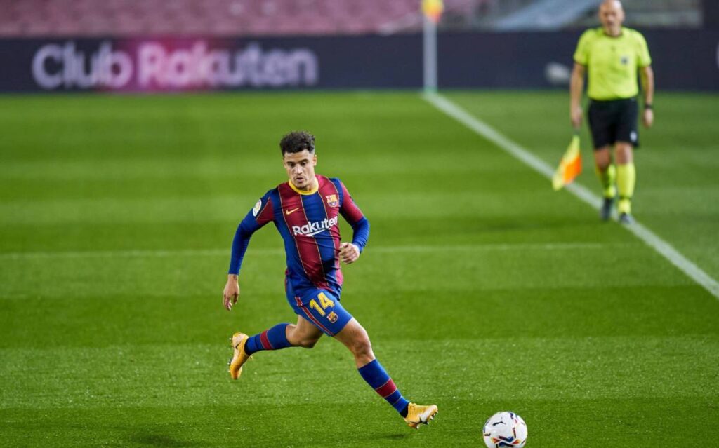 Coutinho viajará a Brasil para continuar el tratamiento de su lesión