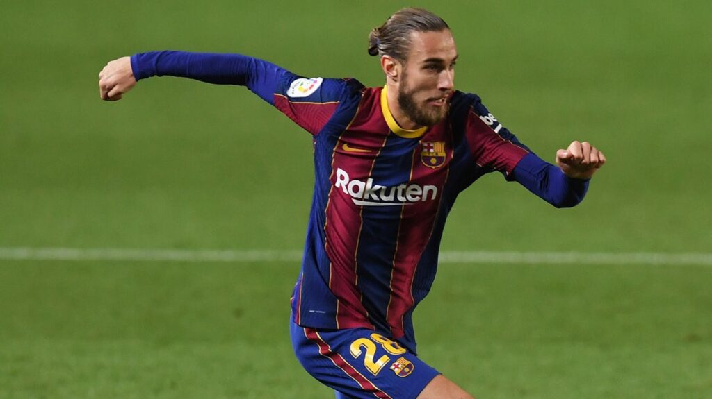 Mingueza confiesa que pensó en salir del Barça