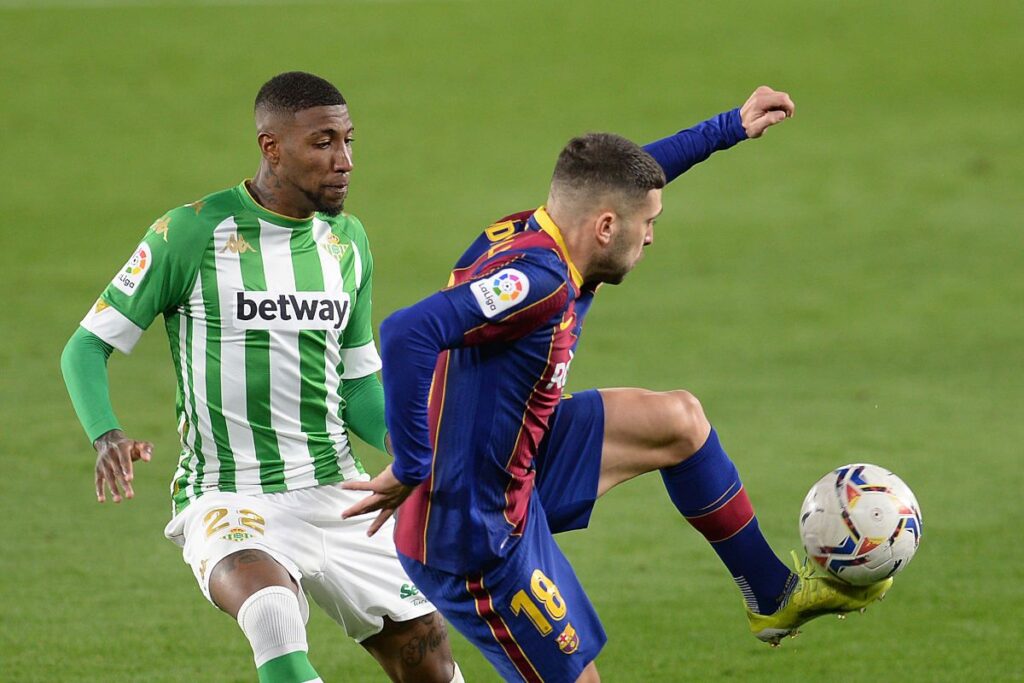 Emerson Royal solo piensa en jugar en el FC Barcelona