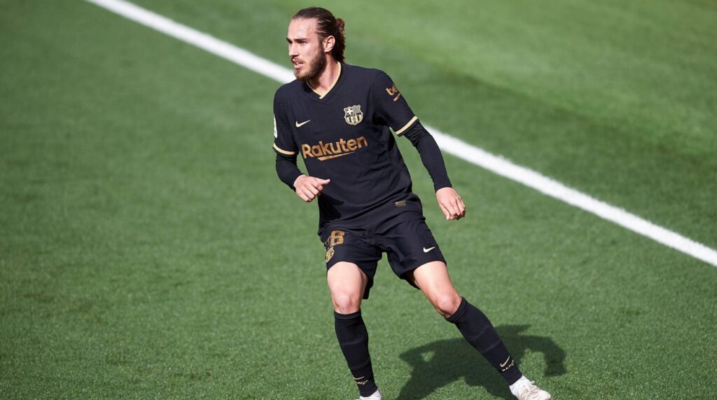 Mingueza todavía mantiene su lugar en el Barcelona