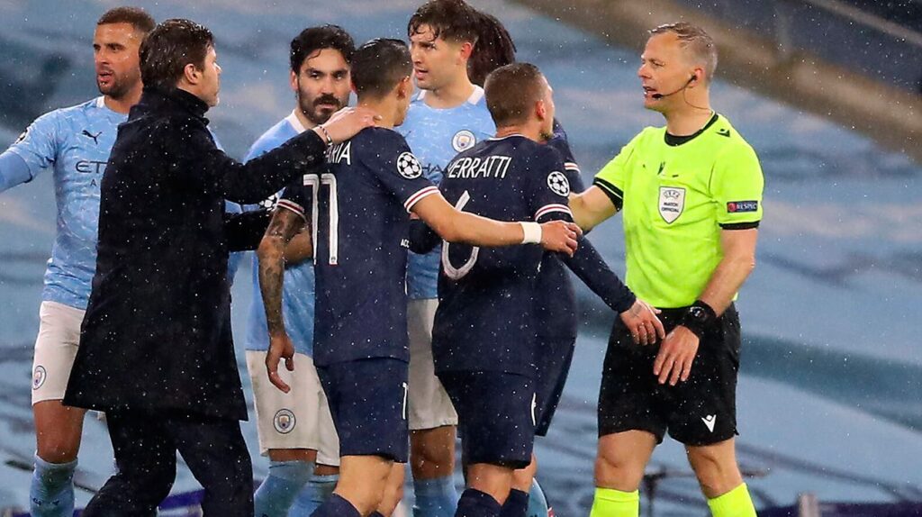 Verratti y Ander Herrera acusan al árbitro de haberles insultado