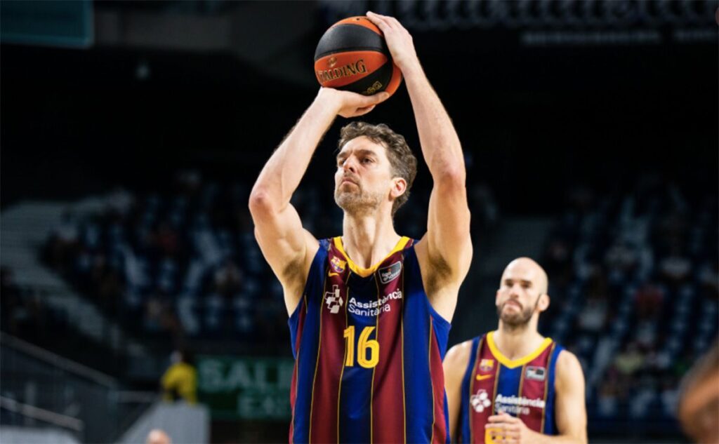 Emotiva reacción de Pau Gasol tras volver a hacer historia con el Barça