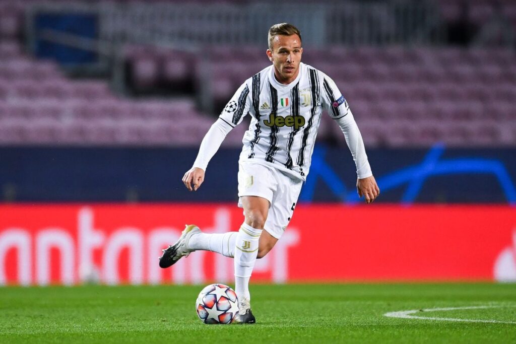 Momento complicado en la carrera de Arthur Melo