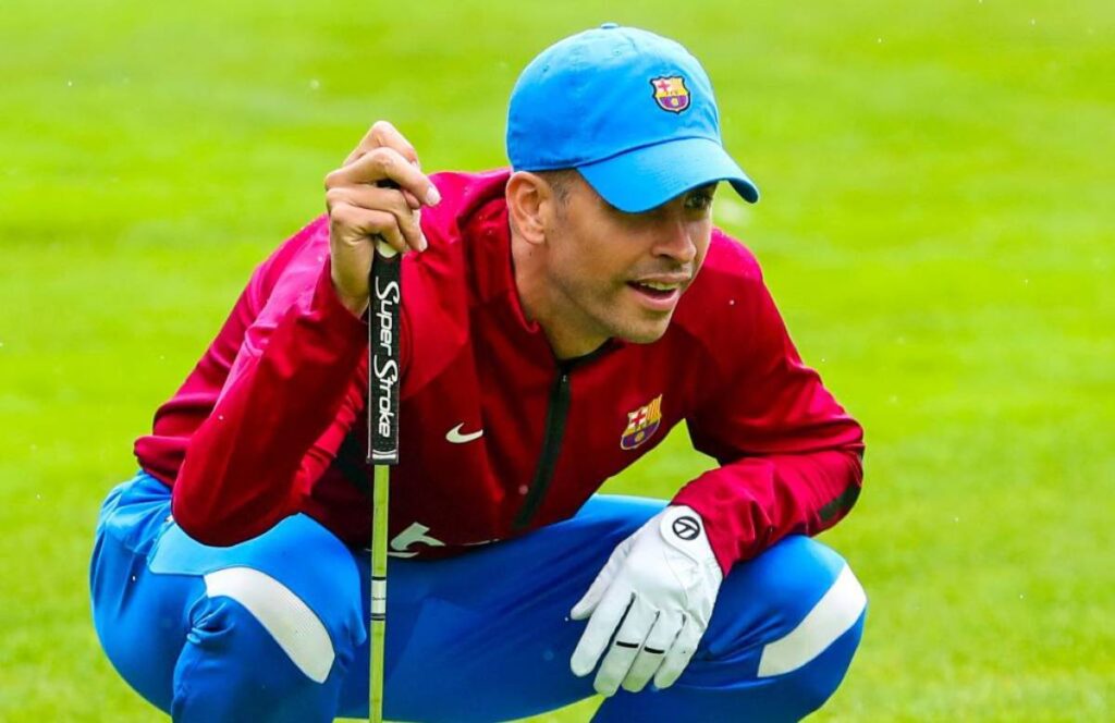 Cuatro efectivos del Barça se divierten jugando al golf