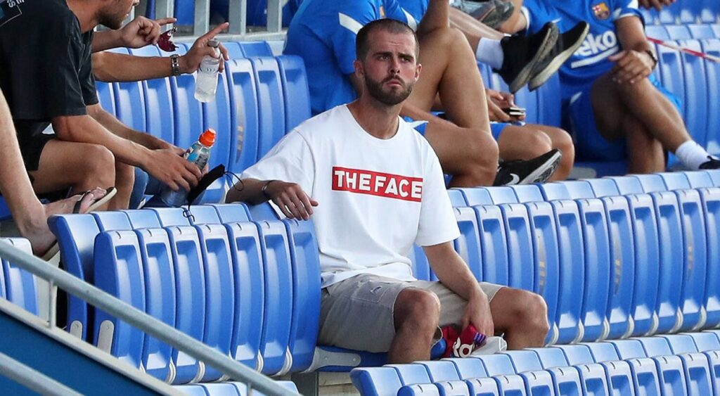 ¿Volverá a jugar Pjanic? La Juventus complica más su salida