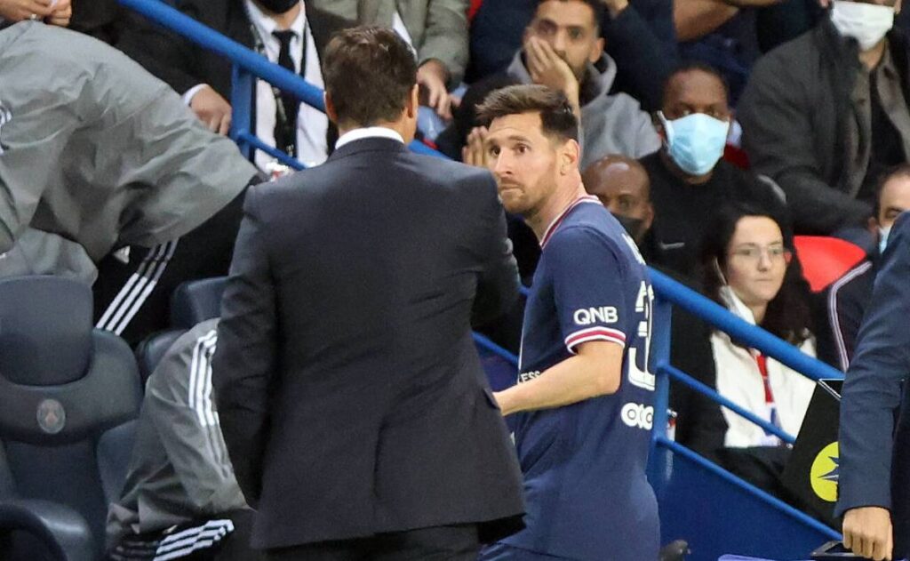 Messi, sin mucho ánimo al celebrar el gol de la victoria en el PSG-Lyon