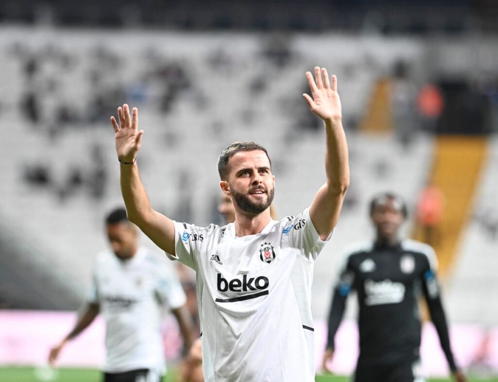 Miralem Pjanic se desata con el Besiktas de Turquía