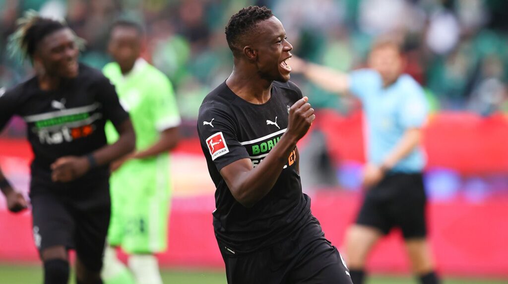 La Roma responde al interés del Barça por Denis Zakaria