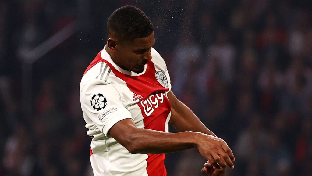 Sébastien Haller hace historia en Champions e iguala un récord de Cristiano