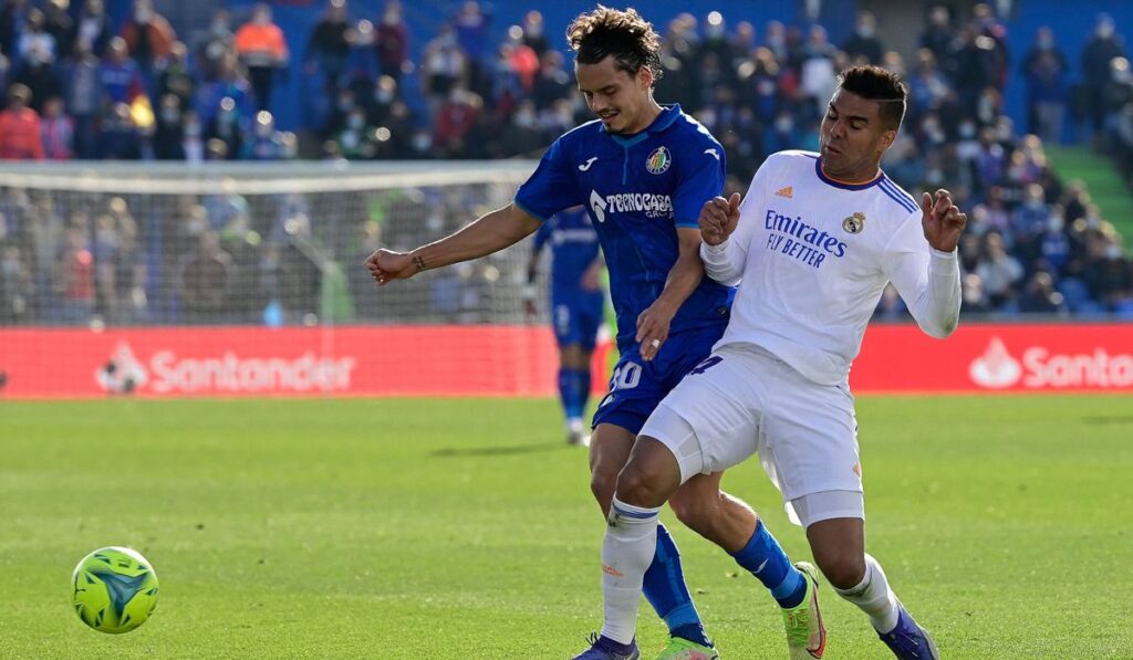 ‘Palo’ de Casemiro a Militao tras su grosero error ante el Getafe