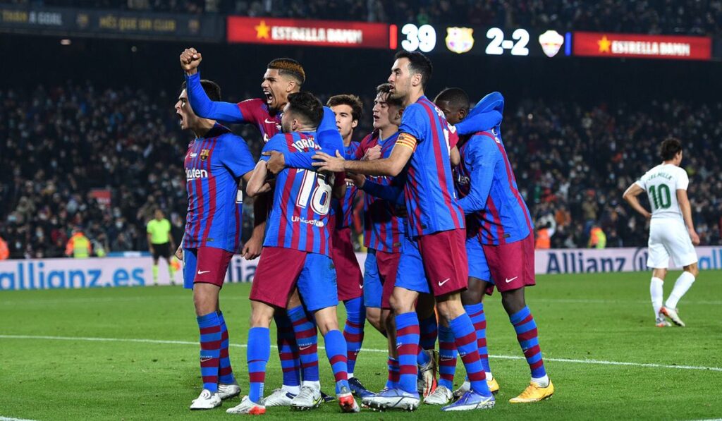 El técnico del Alavés se rinde ante el Barça de Xavi: «Tienen un gran equipo»