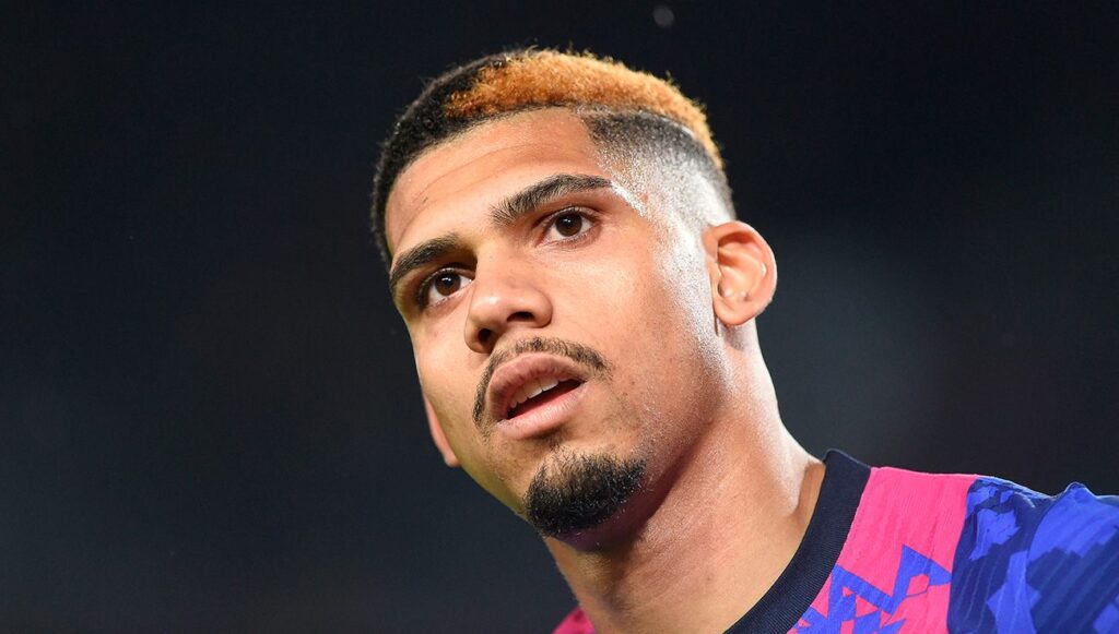 Klopp pretende arrebatarle a Ronald Araújo al Barça