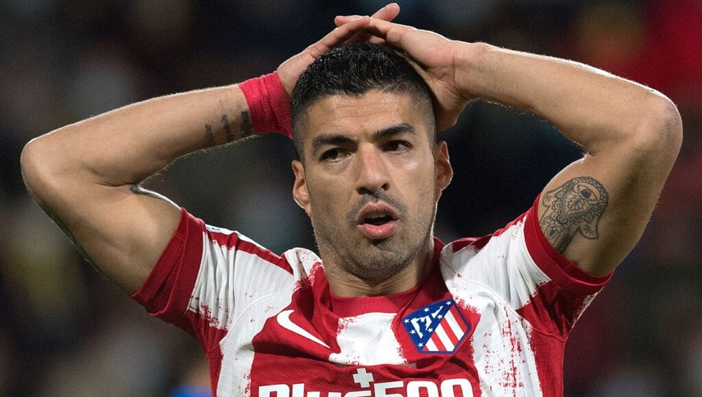 Luis Suárez se borra del mapa: De clave a ‘estorbo’ en el ataque del Atlético