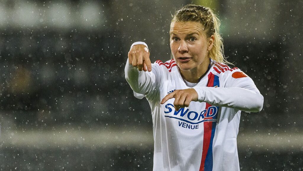 Ada Hegerberg ‘minimiza’ al Barça: «Ya había fútbol femenino antes de ellas»