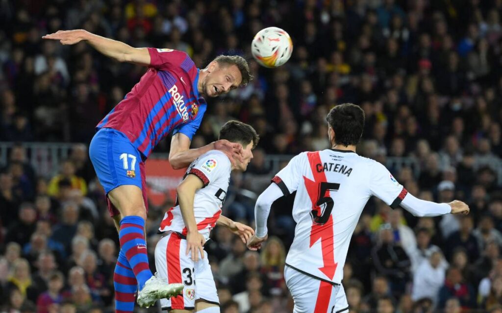 La incertidumbre se cierne sobre el futuro de Luuk De Jong