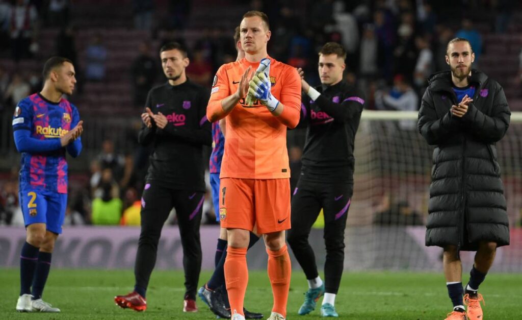 Ter Stegen llama a pasar página tras la eliminación ante el Eintracht